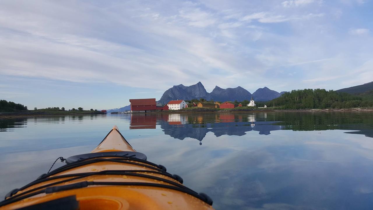 Kjerringoy Bryggehotell Hotell
